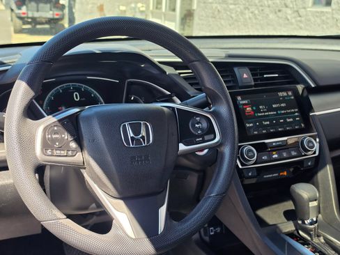 Used 2017 Honda Civic EX-T image 10