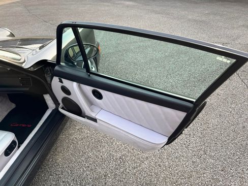 Used 1992 Porsche 911 GT3 RS image 39