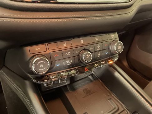 Used 2022 Dodge Durango GT AWD/4WD image 33