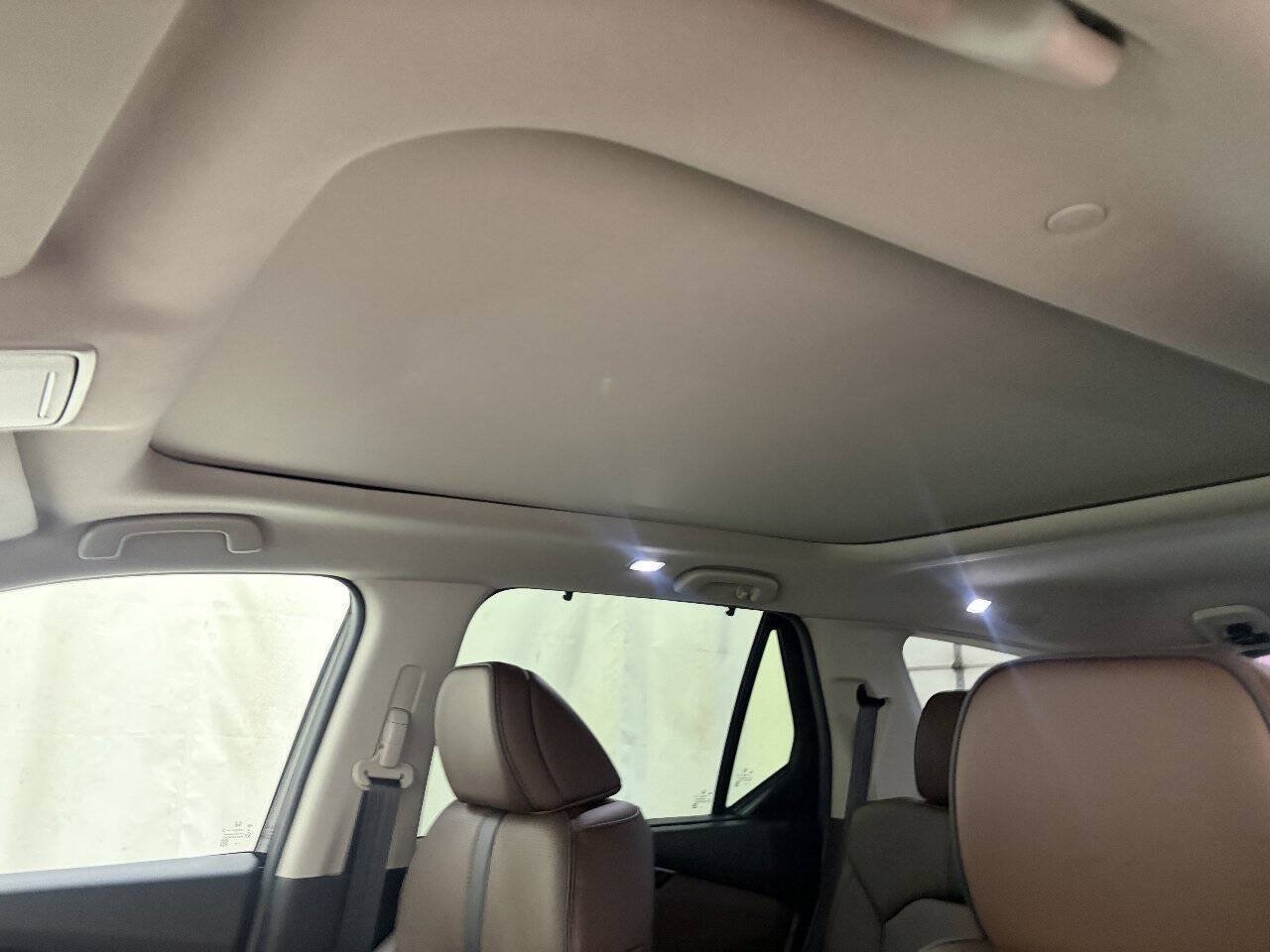 Used 2025 Honda Pilot Elite image 13