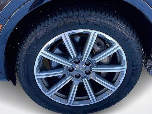 Used 2018 Audi Q7 3.0T Premium Plus w/ Premium Plus Package image 34