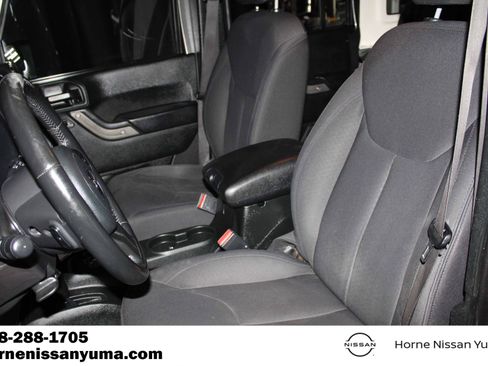 Used 2018 Jeep Wrangler Unlimited Sport S AWD/4WD image 4