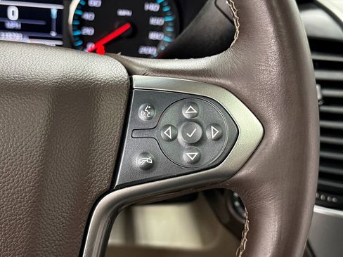 Used 2016 Chevrolet Suburban LTZ image 19
