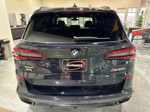 Used 2021 BMW X5 M50i w/ Executive Package image 6