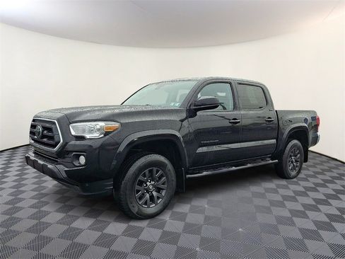 Used 2021 Toyota Tacoma SR image 6