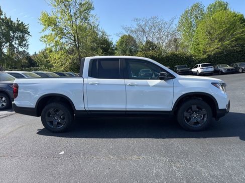 New 2026 Honda Ridgeline TrailSport image 2