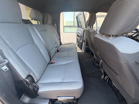 Used 2022 RAM 3500 Big Horn AWD/4WD image 24