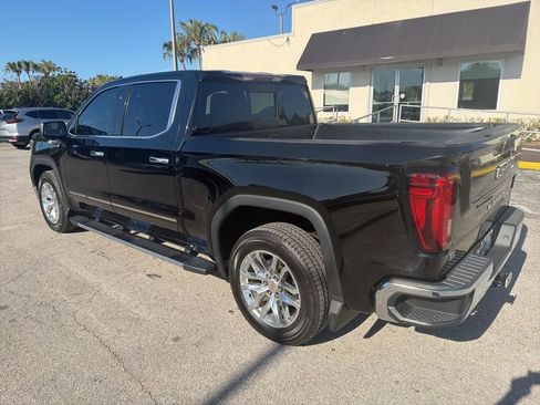 Used 2019 GMC Sierra 1500 SLT w/ SLT Premium Package RWD image 2