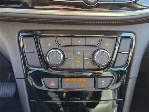 Used 2018 Buick Encore Essence image 19