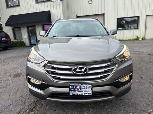 Used 2017 Hyundai Santa Fe Sport AWD/4WD image 2
