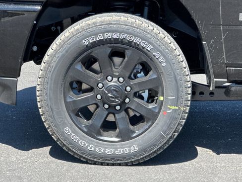 New 2026 RAM 2500 Laramie AWD/4WD image 24
