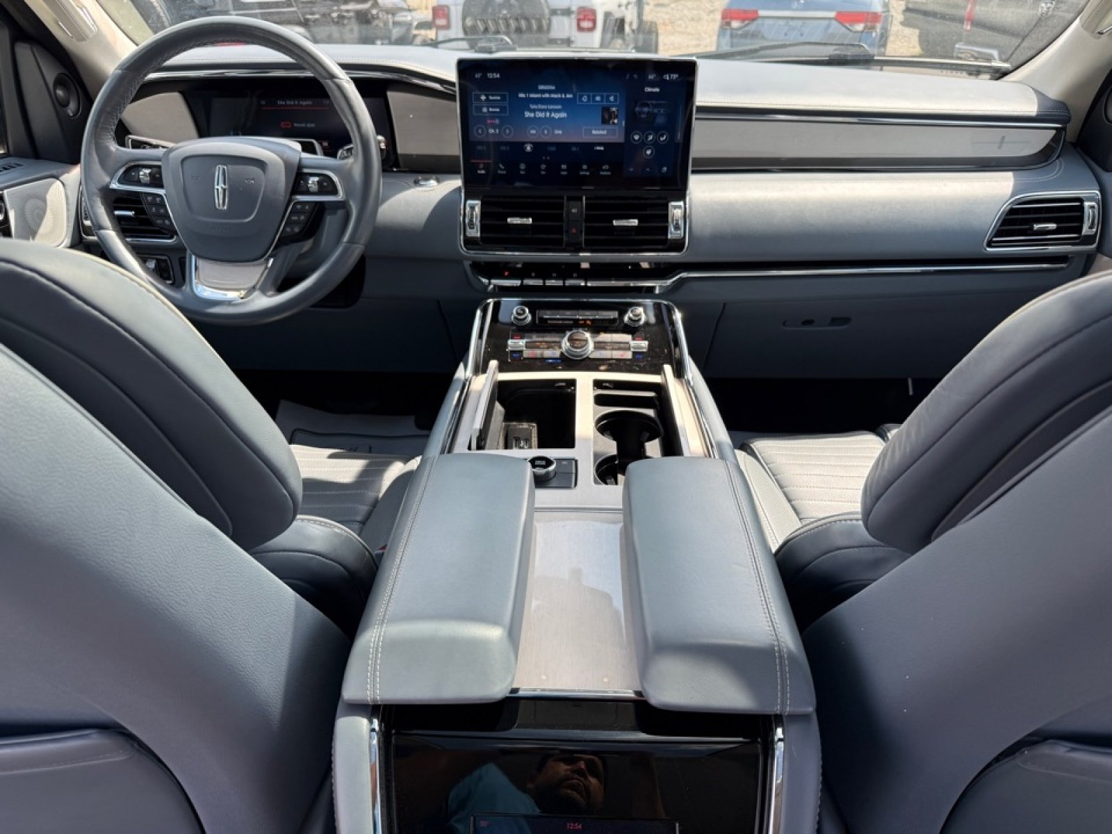 Used 2023 Lincoln Navigator L Black Label AWD/4WD image 11