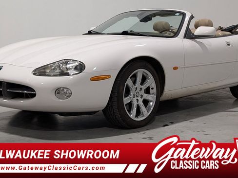 Used 2003 Jaguar XK8 Convertible image 1