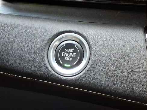 Certified 2021 Cadillac Escalade Sport w/ Driver Assist Tech Package AWD/4WD image 7
