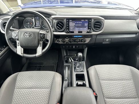 Used 2023 Toyota Tacoma SR image 18