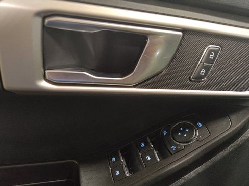 Used 2021 Ford Explorer 2WD image 27