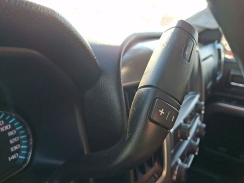 Used 2018 Chevrolet Silverado 1500 LT w/ LT Eassist Package image 14