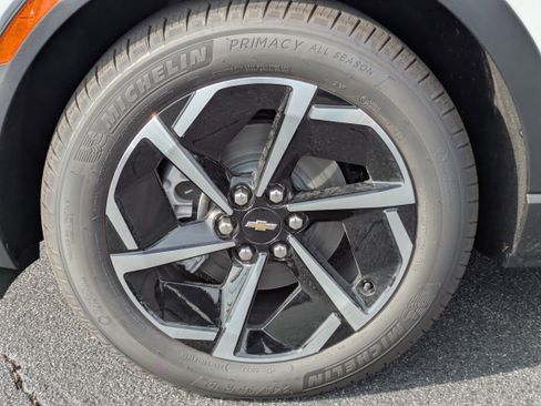 New 2026 Chevrolet Equinox EV LT image 28