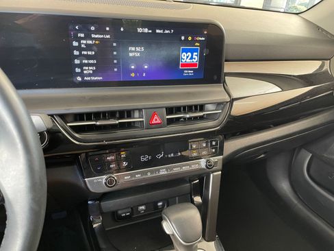 Used 2025 Kia Seltos S image 18