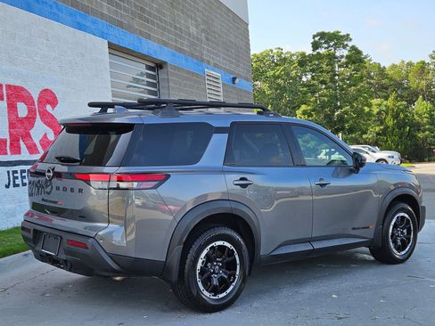 Used 2023 Nissan Pathfinder Rock Creek AWD/4WD image 7