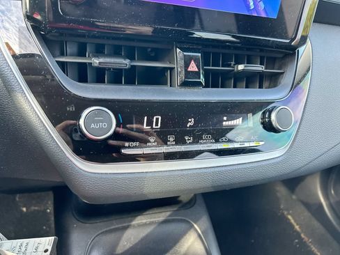 Used 2023 Toyota Corolla LE FWD image 24