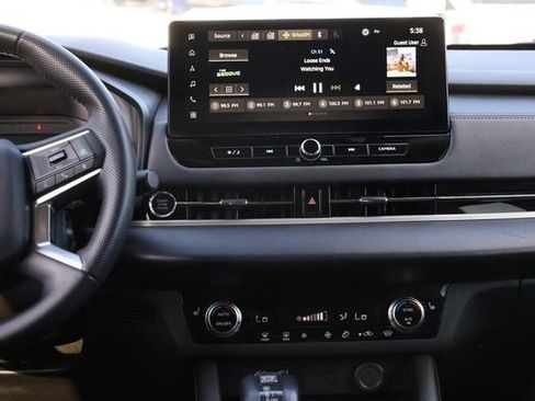 Used 2025 Mitsubishi Outlander SEL AWD/4WD image 29
