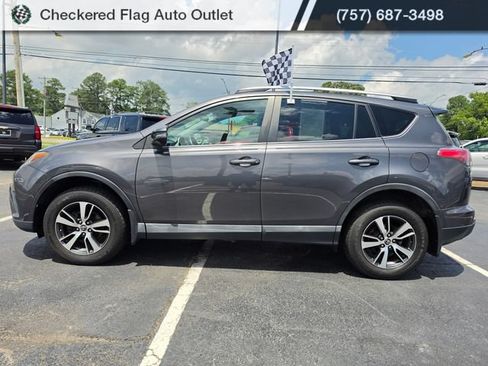 Used 2016 Toyota RAV4 XLE AWD/4WD image 3