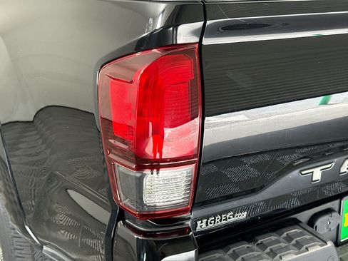 Used 2023 Toyota Tacoma SR5 RWD image 36