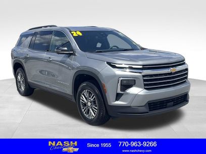Used 2024 Chevrolet Traverse LT w/ LPO, Floor Liner Package