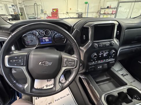 Used 2020 Chevrolet Silverado 1500 RST AWD/4WD image 11