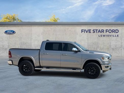 Used 2019 RAM 1500 Laramie AWD/4WD image 9