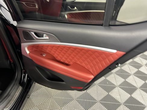 Used 2025 Genesis G70 3.3T Advanced w/ Sport Prestige Package image 33