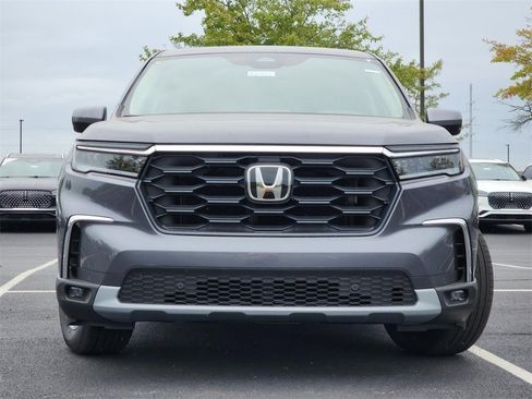 New 2025 Honda Pilot EX-L image 17