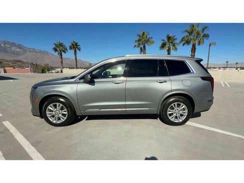 Used 2023 Cadillac XT6 Luxury image 5