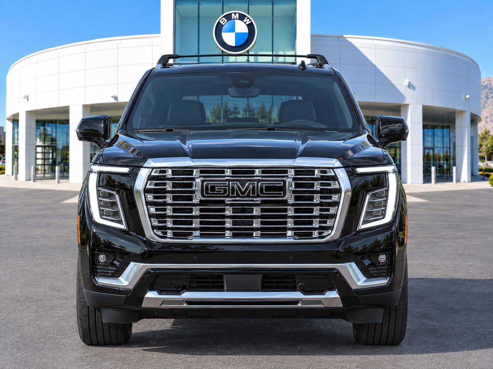 Used 2026 GMC Yukon Denali w/ Denali Reserve Package AWD/4WD image 2