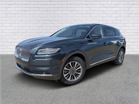 Used 2022 Lincoln Nautilus Standard w/ Premium Package image 1
