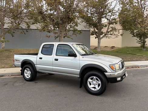 Used 2004 Toyota Tacoma PreRunner RWD image 10
