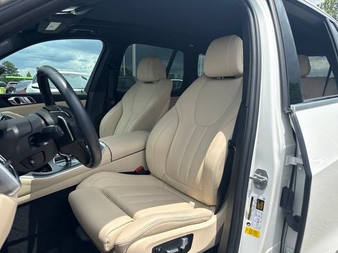 Used 2022 BMW X5 sDrive40i w/ Premium Package RWD image 13