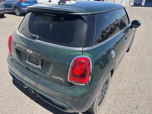Used 2017 MINI Cooper S FWD image 5