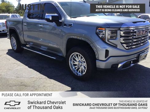Used 2024 GMC Sierra 1500 Denali w/ Technology Package AWD/4WD image 1