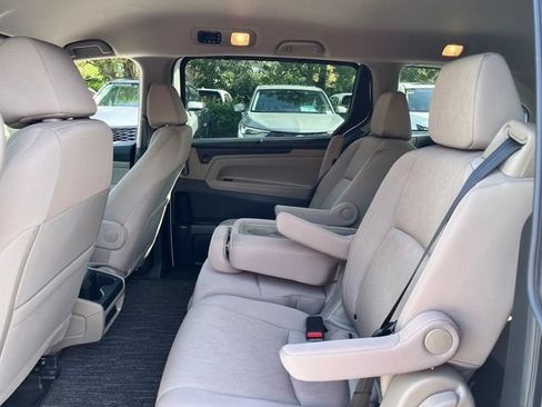 Used 2024 Honda Odyssey EX image 6