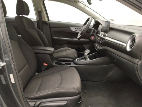 Used 2022 Kia Forte LXS image 21
