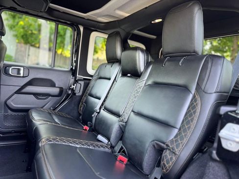 Used 2021 Jeep Wrangler Unlimited Sahara AWD/4WD image 23