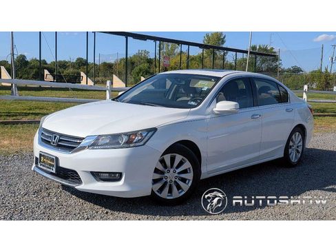 Used 2015 Honda Accord EX image 1