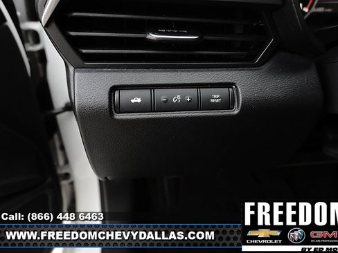 Used 2024 Nissan Altima 2.5 SR FWD image 24