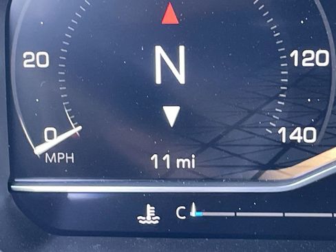 New 2025 GMC Sierra 2500 SLE image 12