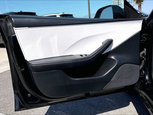 Used 2025 Tesla Model 3 Long Range RWD image 22