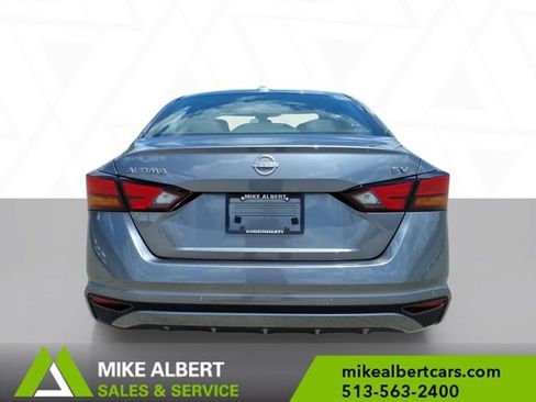 Used 2023 Nissan Altima 2.5 SV FWD image 6