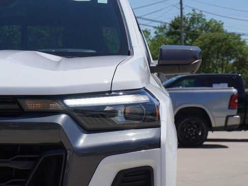 Used 2024 Chevrolet Colorado LT w/ LT Convenience Package III AWD/4WD image 10
