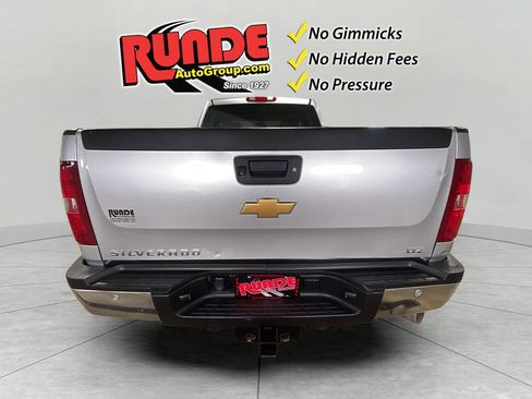 Used 2014 Chevrolet Silverado 3500 LTZ w/ LTZ Plus Package AWD/4WD image 5